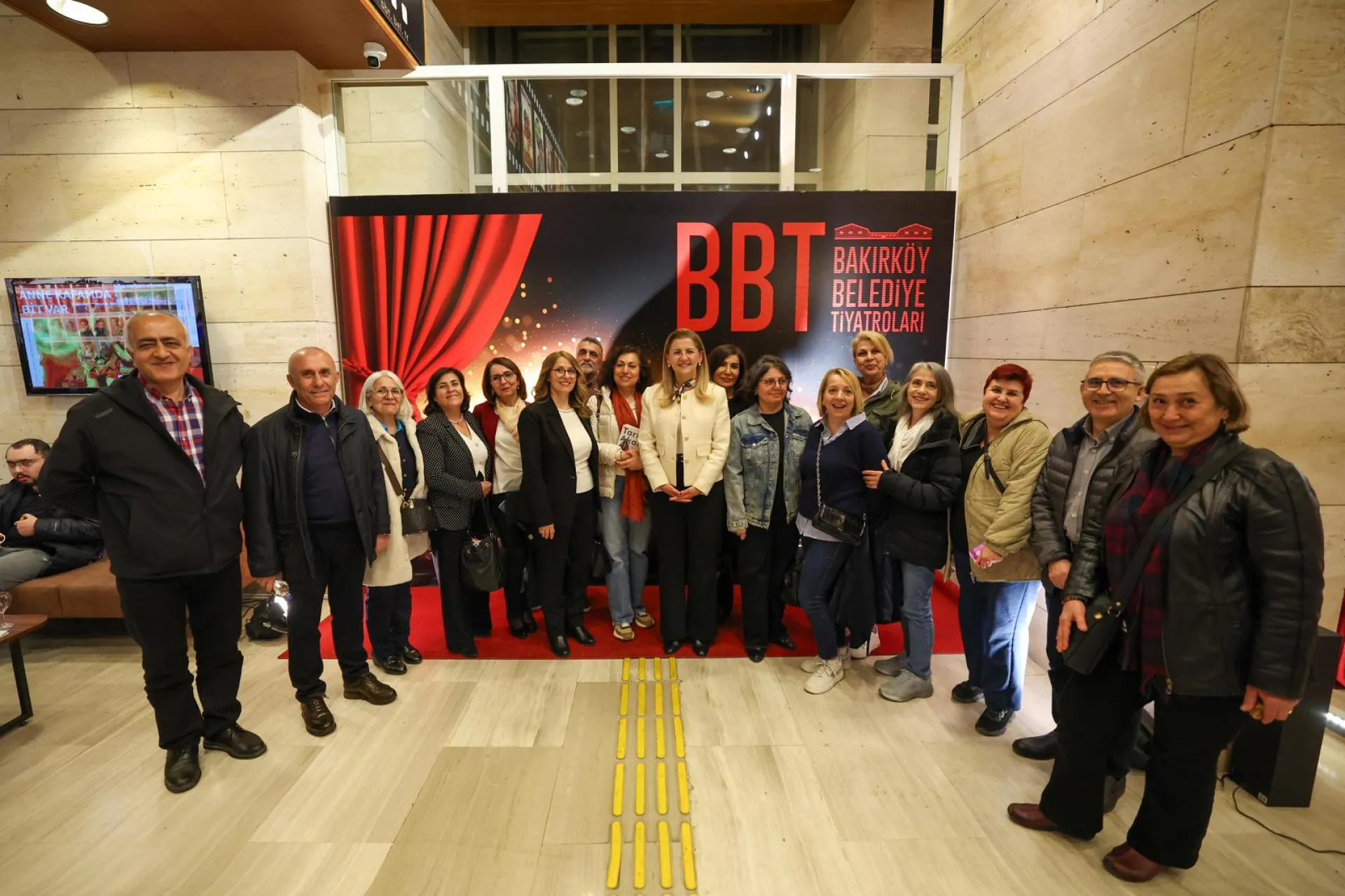 BAKIRKÖY’DE TARIK AKAN’IN HAYATI SAHNEYE TAŞINDI