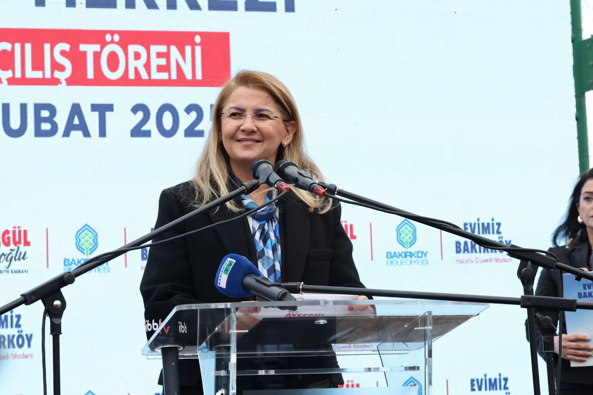 İMAMOĞLU VE OVALIOĞLU ETÜT MERKEZİNİN AÇILIŞINI YAPTI